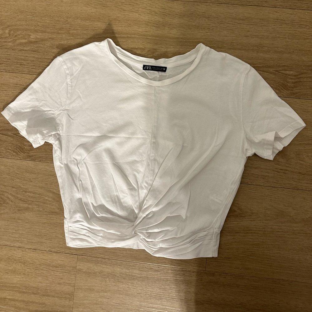 Zara White T-Shirt Size M